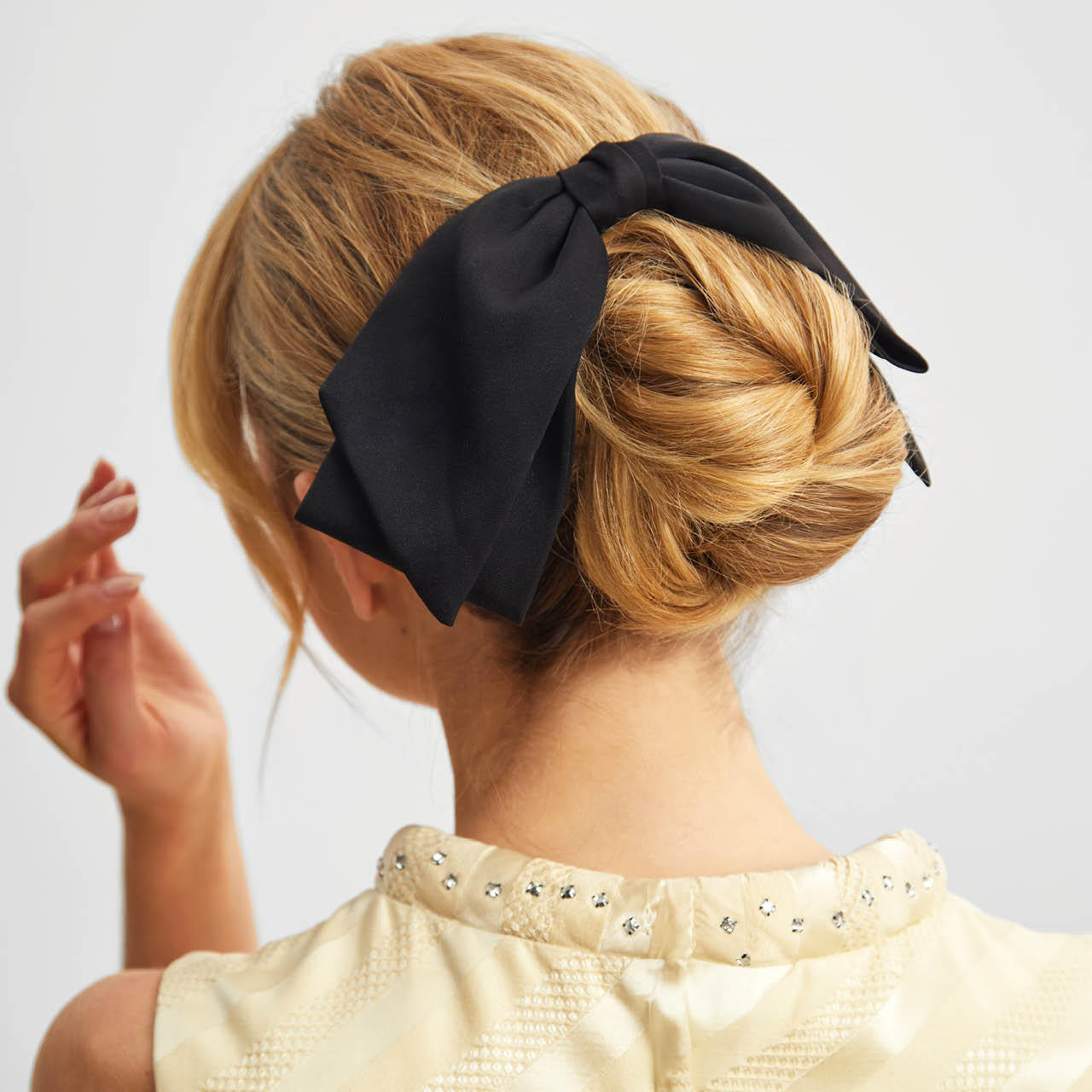 Black Bow Hair Clip