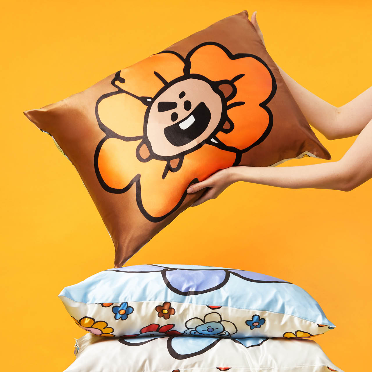 BT21 ontmoet Kitsch Satijnen Kussensloop - SHOOKY