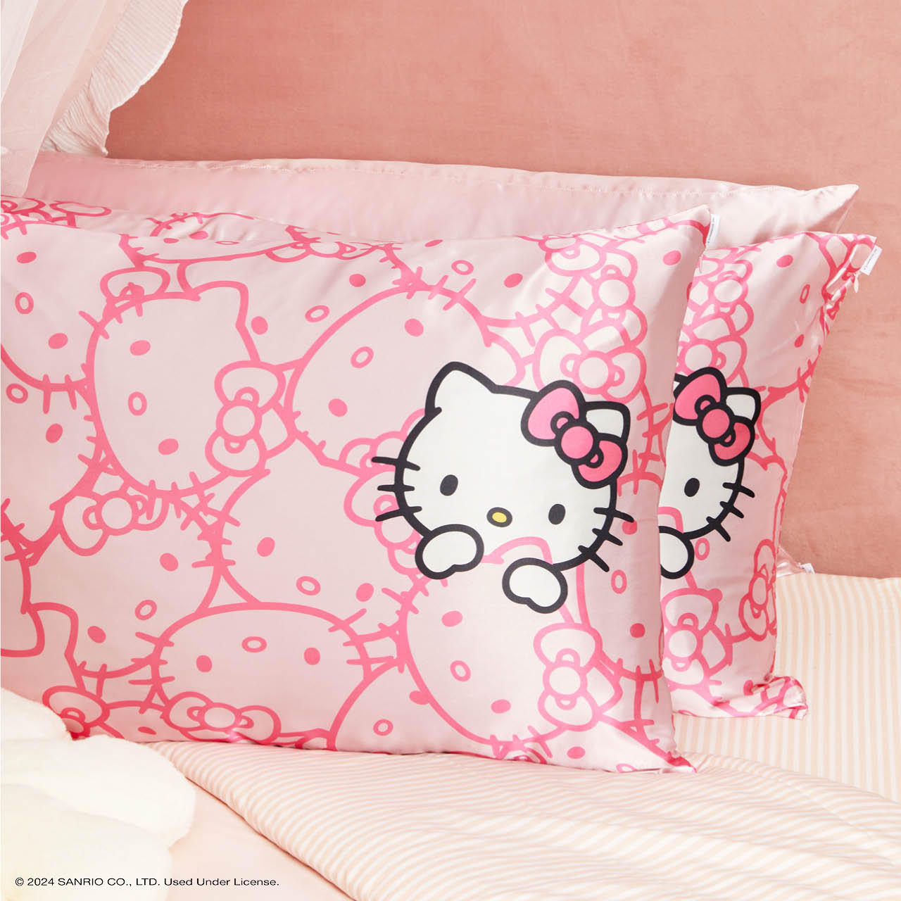 Kitsch x Hello Kitty Pillowcase King - Pink Hello Kitty Faces